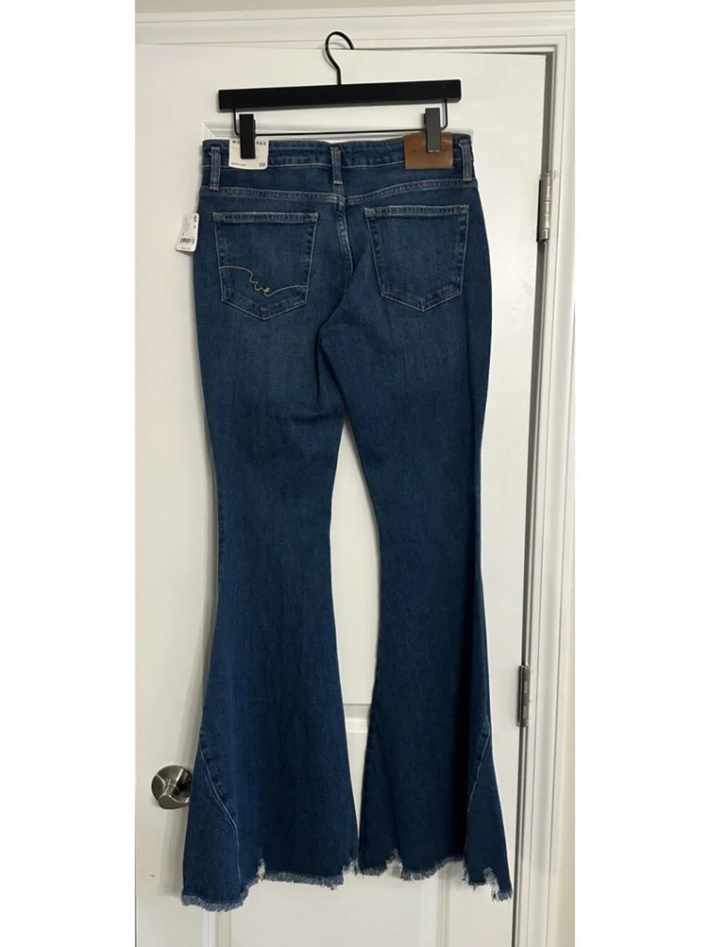 FREE PEOPLE Emre Low-Rise Flare Jeans in Daisy Blue Size US 28 NWT